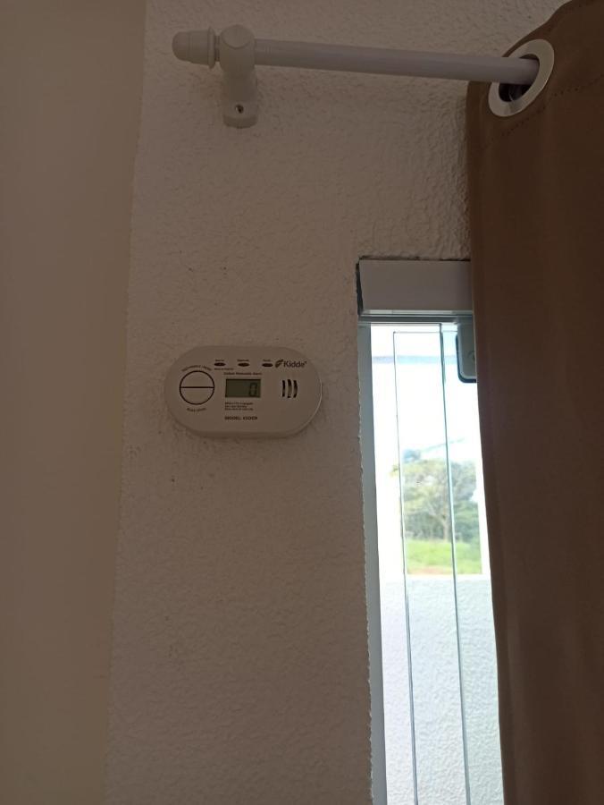 דירות Seu Ap No Litoral! Loft, Studio, Kitnet Em Peruíbe מראה חיצוני תמונה